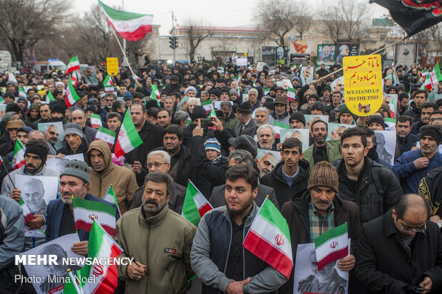 تجمع مردمی درحمایت از آغاز انتقام سخت در تبریز