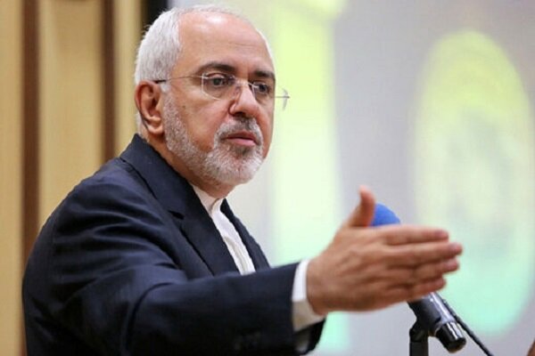 Zarif urges world to “stop aiding war crimes” as US sanctions impede Iran’s anti-corona fight