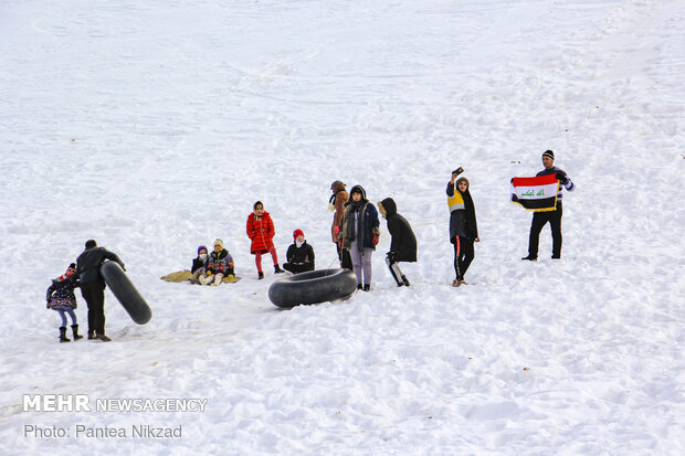 Snowfall brings happiness to western Iran