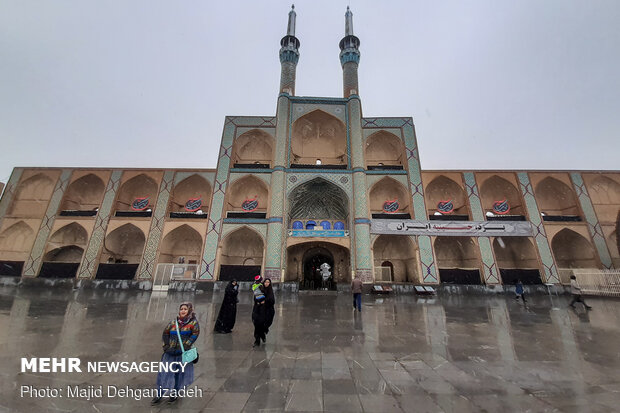 Snow-, rainfall in Yazd prov. 