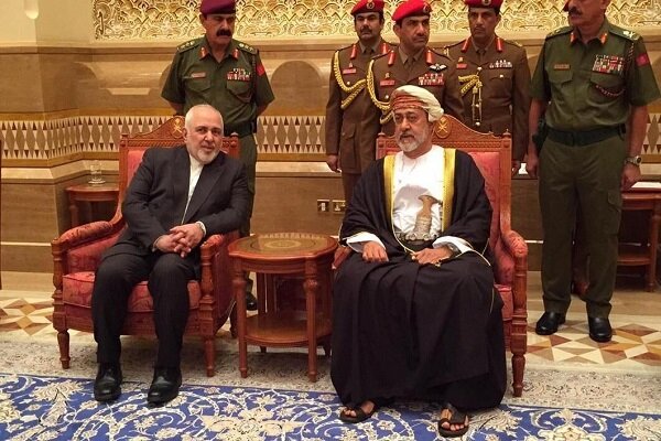 VIDEO: FM Zarif meets with Oman’s new Sultan in Muscat