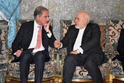 پاکستانی وزیر خارجہ کی ایرانی وزیر خارجہ سے ملاقات