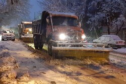 کاهش شدید دمای هوا در کردستان/جاده های استان همچنان لغزنده است