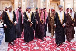 اولین دیدار ملک سلمان با سلطان جدید عمان
