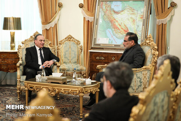 Shamkhani holds talk with Syrian PM