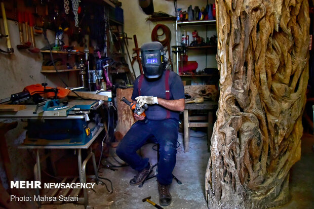 Turning wood into sculpture