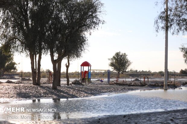 Flashfloods hit Jask Port 