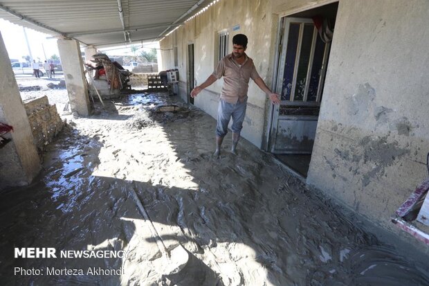 Flashfloods hit Jask Port 