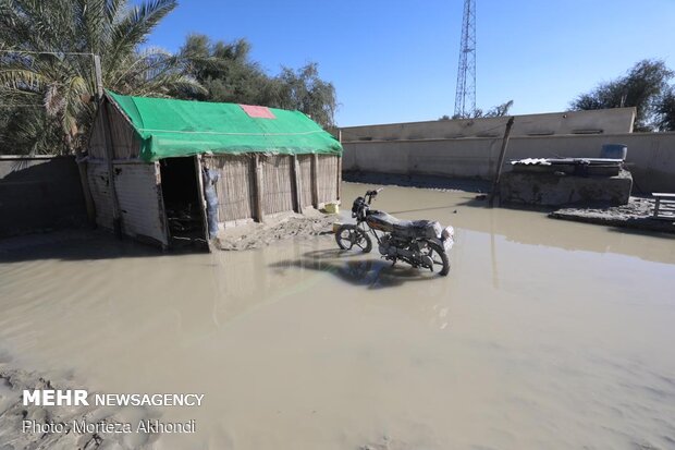 Flashfloods hit Jask Port 