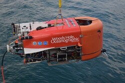 تولید ربات خودران برای نمونه برداری از بستر دریا