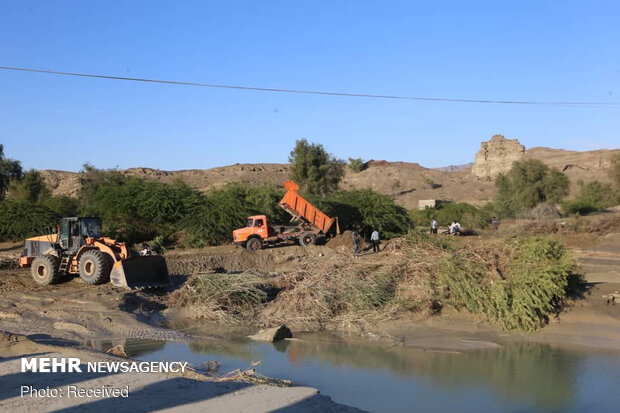 بازگشایی مسیر دسترسی پل شکسته گابریک در جاسک