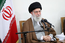 ڕێبەریی سپاسی فەرمانبەرانی نەوتهەڵگری نێردراوی ئێران بۆ ڤێنزۆئێلای کرد