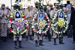 تشييع عدد من شهداء حادثة سقوط الطائرة الاوكرانية في مدينة كركان