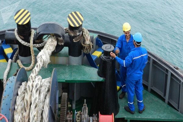 Rusya açıklarında İran petrol tankerinde yangın!