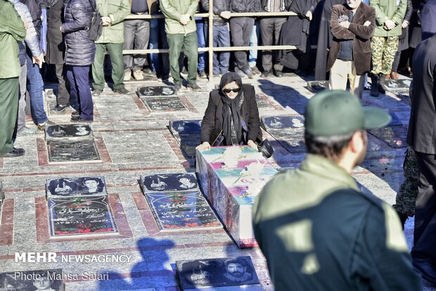 مراسم تشييع عدد من شهداء حادثة سقوط الطائرة الاوكرانية في جرجان