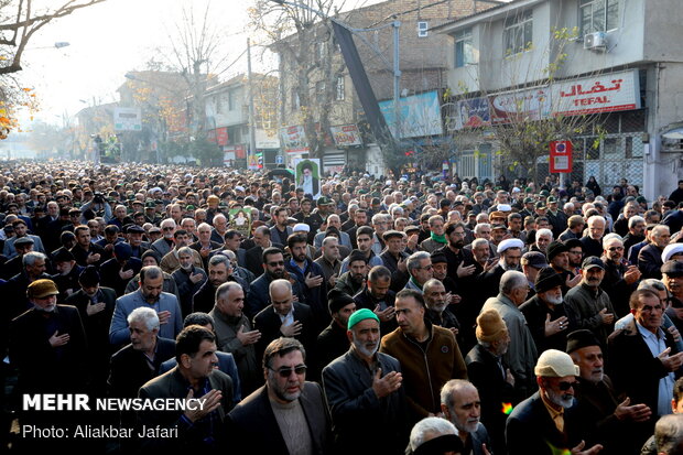 مراسم تشییع و تدفین پیکر «آیت الله میبدی» در گرگان