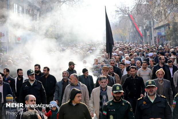 مراسم تشییع و تدفین پیکر «آیت الله میبدی» در گرگان
