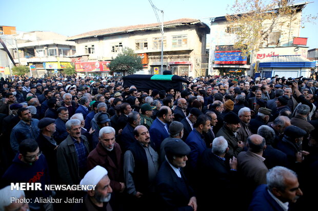 مراسم تشییع و تدفین پیکر «آیت الله میبدی» در گرگان