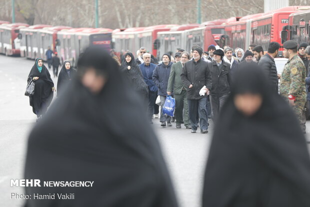 People gathering for Friday Prayers to be led by Ayatollah Khamenei