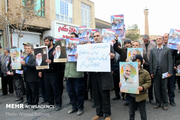 سمنان میں سپاہ پاسداران انقلاب اسلامی کی حمایت میں عوامی ریلی