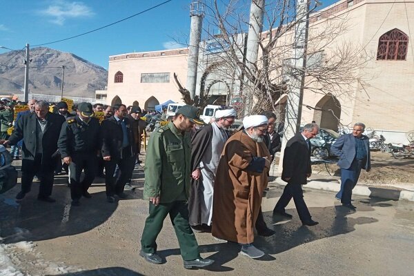 راهپیمایی پر شکوه مردم شهرستان دهاقان در حمایت از سپاه