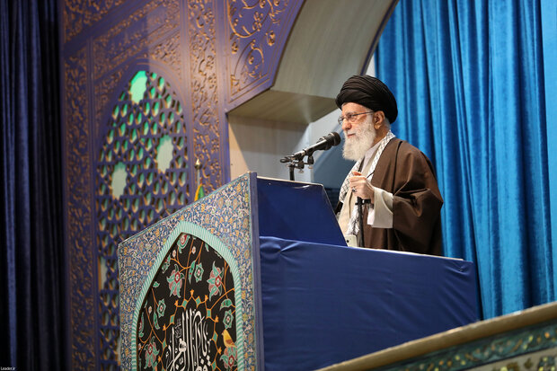 Leader of the Islamic Revolution leads Friday prayers