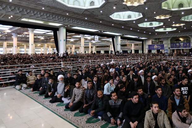 Leader of the Islamic Revolution leads Friday prayers