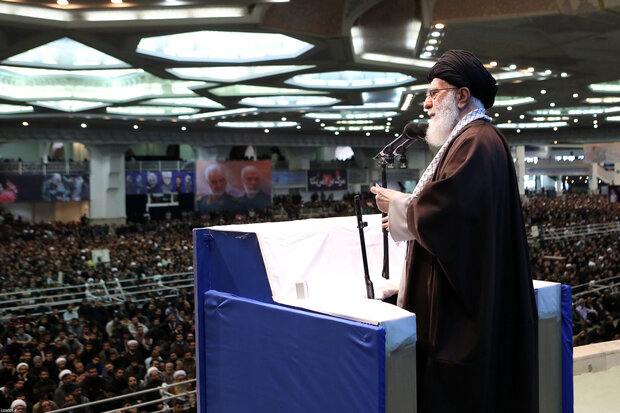 Leader of the Islamic Revolution leads Friday prayers