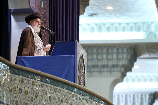 Leader of the Islamic Revolution leads Friday prayers