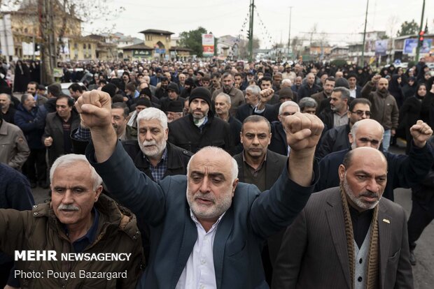 راهپیمایی مردم رشت در حمایت از سپاه پاسداران انقلاب اسلامی