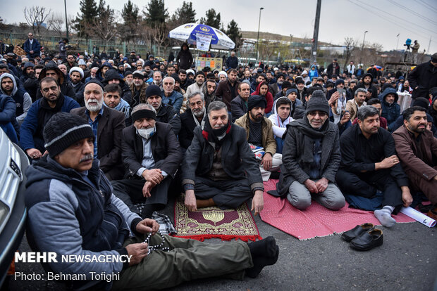 حاشیه هایی از نمازجمعه تهران