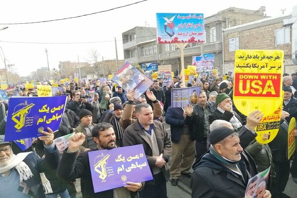 برگزاری راهپیمایی مردم آذربایجان غربی در حمایت از نیروهای مسلح