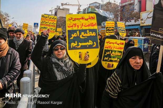 راهپیمایی مردم مشهد در حمایت از سپاه پاسداران انقلاب اسلامی
