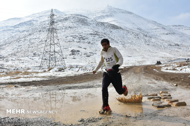 مسابقات دوی کوهستان جام فجر در اراک