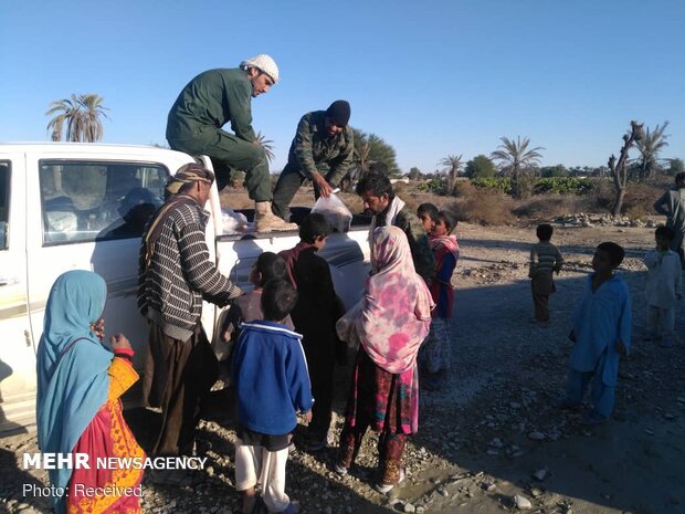 ادامه امدادرسانی سپاه در مناطق سیل زده سیستان و بلوچستان