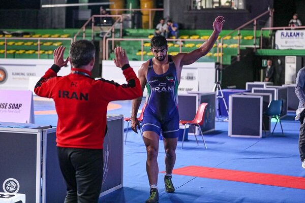 Mohammadian bulldozes all rivals, incl. Olympic champion, to win Matteo Pellicone