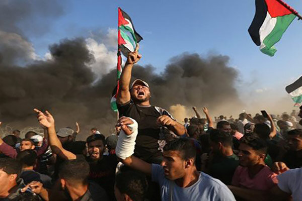 الفلسطينيون يتجمعون في غزة للمشاركة في المسيرات الرافضة لـ "صفقة القرن"