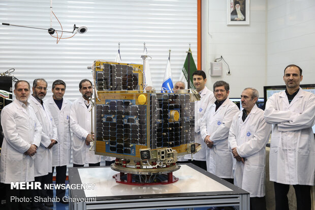 ماهواره «ظفر» تا پایان هفته با سیمرغ ایرانی پرتاب می‌شود