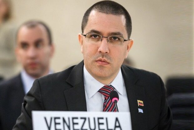 Venezuelan FM due in Tehran for bilateral talks