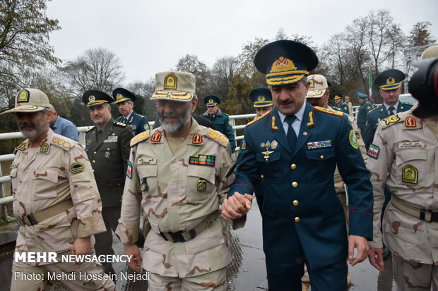 Iran, Azerbaijan border guard chiefs meet in Astara