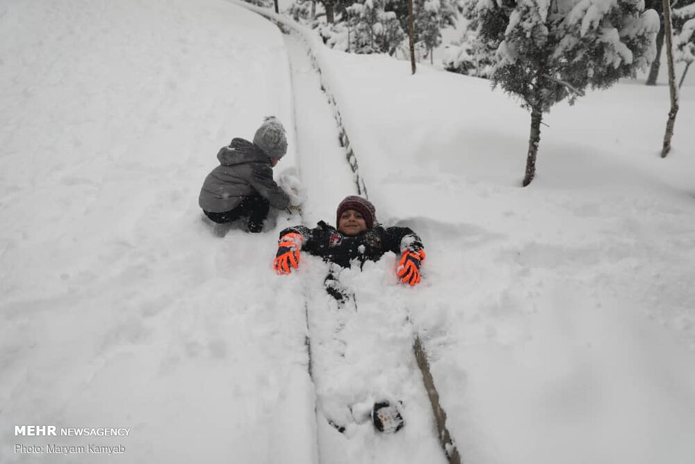 هطول الثلوج في العاصمة الايرانية