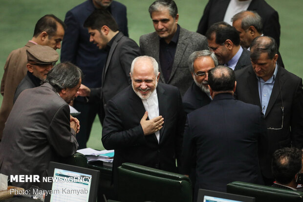 الجلسة العلنية لبرلمان الايراني 