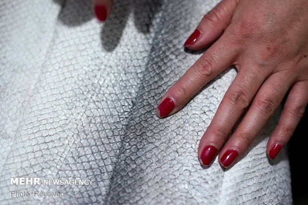 دوخت لباس با پوست ماهی در چین