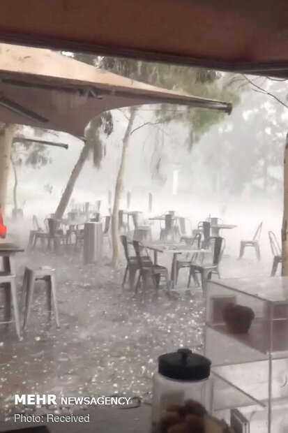 بارش تگرگ و طوفان شن در استرالیا