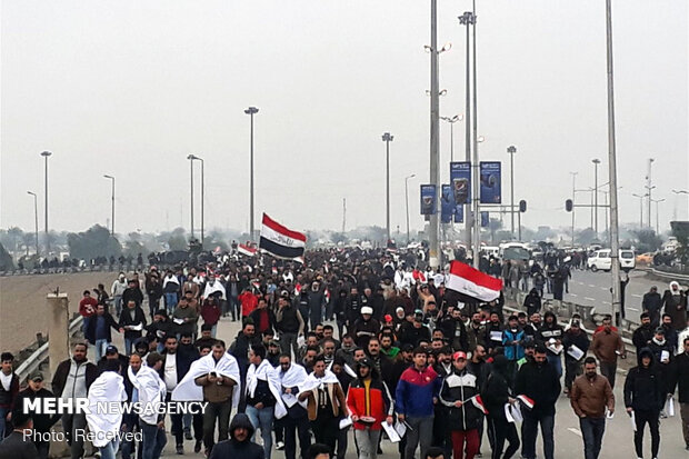 Irak'taki ABD karşıtı gösteriden fotoğraflar