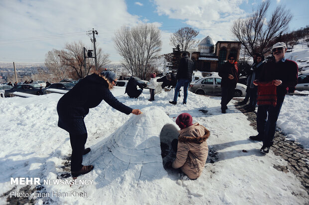 Snowman building contest in Hamedan