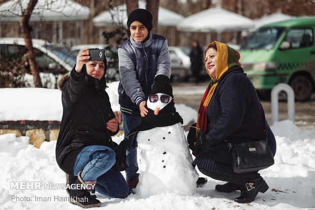 Snowman building contest in Hamedan