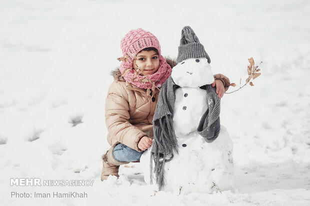 Snowman building contest in Hamedan