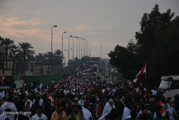 Iraqi demonstrators call for U.S. troop expulsion