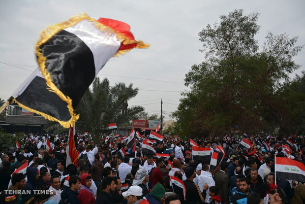 Iraqi demonstrators call for U.S. troop expulsion